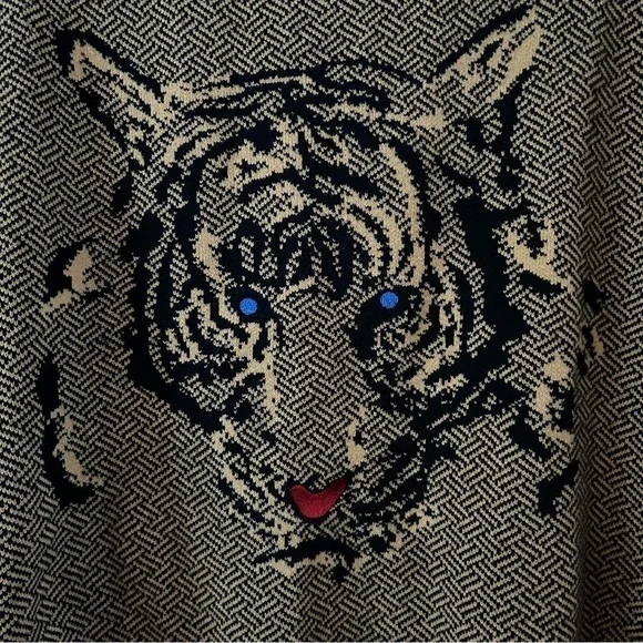 Zara Knit Tiger Crewneck Herringbone Sweater - Picture 9 of 10